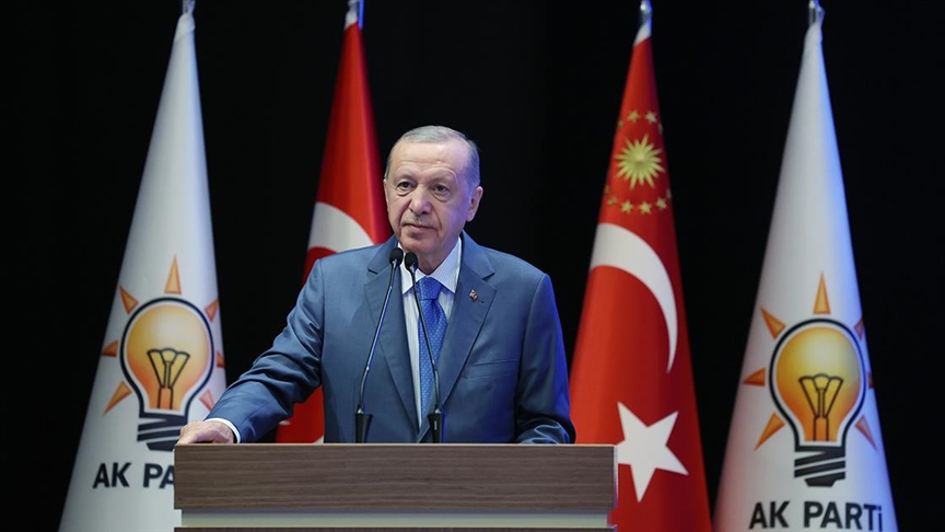 AK Parti yarın kampa giriyor